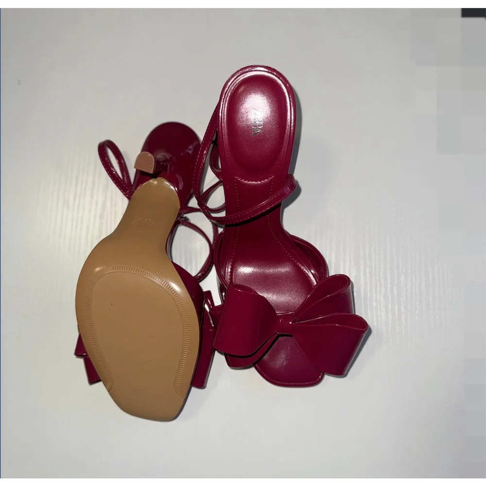 Zara Patent Effect Bow Sandals Size 39 - Picture 9 of 11